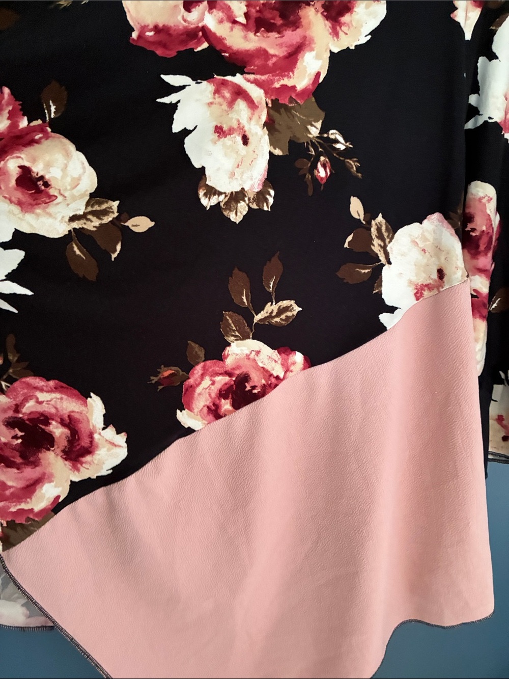Custom made Top🩷 - Picture 3 of 4